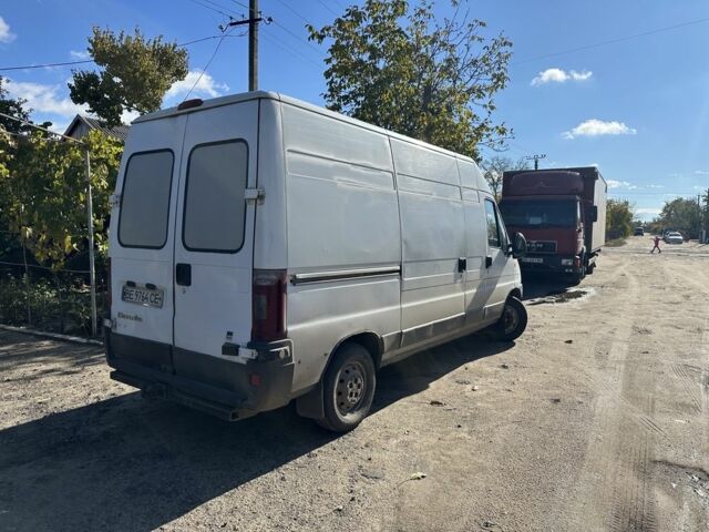 Белый Фиат Дукато, объемом двигателя 2.8 л и пробегом 482 тыс. км за 3700 $, фото 2 на Automoto.ua