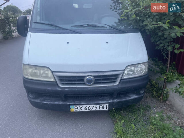 Белый Фиат Дукато, объемом двигателя 2.29 л и пробегом 494 тыс. км за 3500 $, фото 2 на Automoto.ua