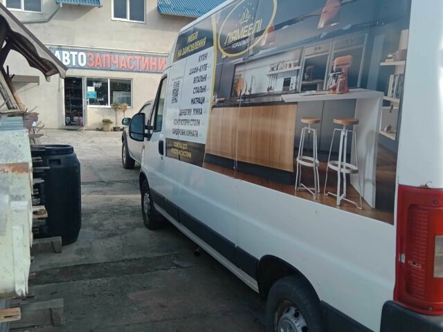 Фиат Дукато 2004 в Черткове на Automoto.ua Белый Фиат Дукато, объемом двигателя 2.8 л и пробегом 780 тыс. км за 3727 $, фото 5 на Automoto.ua