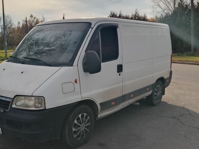 Белый Фиат Дукато, объемом двигателя 2.8 л и пробегом 342 тыс. км за 3500 $, фото 7 на Automoto.ua