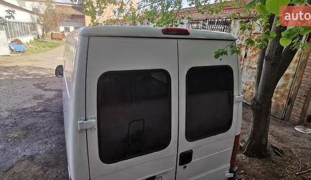 Белый Фиат Дукато, объемом двигателя 2.8 л и пробегом 550 тыс. км за 5500 $, фото 4 на Automoto.ua