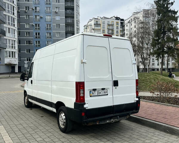 Білий Фіат Дукато, об'ємом двигуна 2.8 л та пробігом 325 тис. км за 5200 $, фото 3 на Automoto.ua