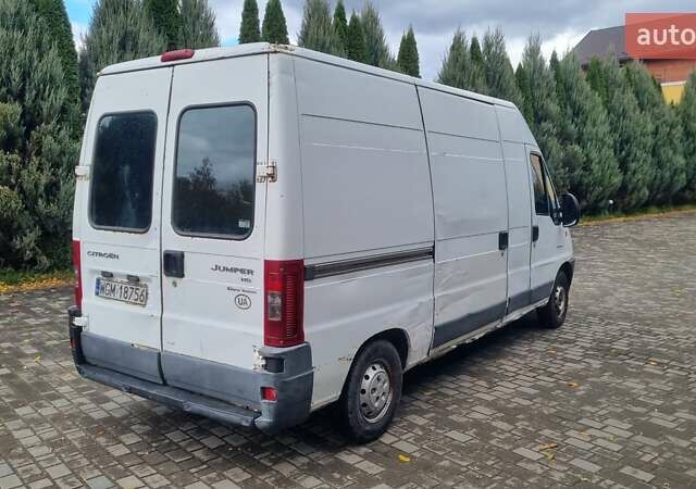 Белый Фиат Дукато, объемом двигателя 2.8 л и пробегом 300 тыс. км за 1650 $, фото 3 на Automoto.ua