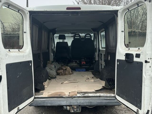 Белый Фиат Дукато, объемом двигателя 2.2 л и пробегом 310 тыс. км за 6300 $, фото 3 на Automoto.ua