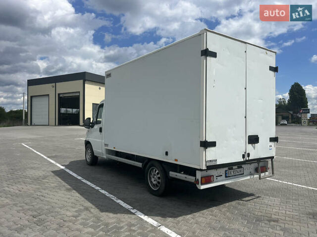 Белый Фиат Дукато, объемом двигателя 2.8 л и пробегом 498 тыс. км за 8700 $, фото 2 на Automoto.ua