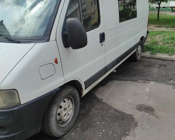 Белый Фиат Дукато, объемом двигателя 2.8 л и пробегом 431 тыс. км за 5500 $, фото 6 на Automoto.ua
