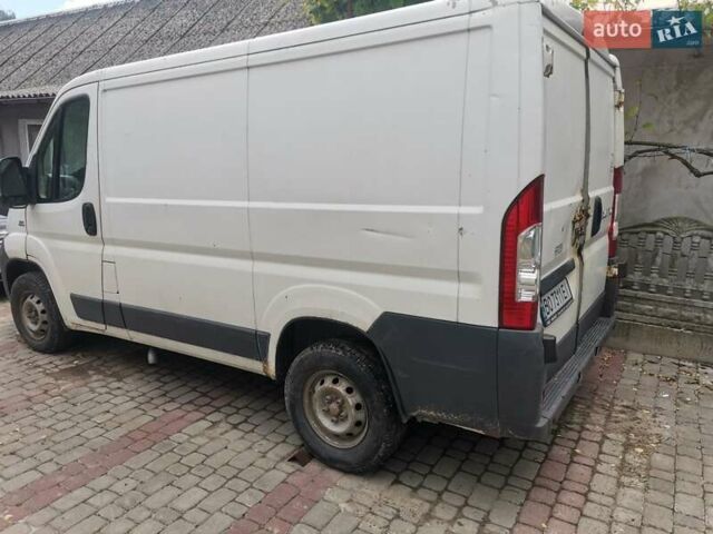 Белый Фиат Дукато, объемом двигателя 2.2 л и пробегом 406 тыс. км за 4000 $, фото 3 на Automoto.ua