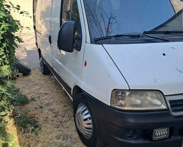 Белый Фиат Дукато, объемом двигателя 2.8 л и пробегом 450 тыс. км за 6500 $, фото 8 на Automoto.ua