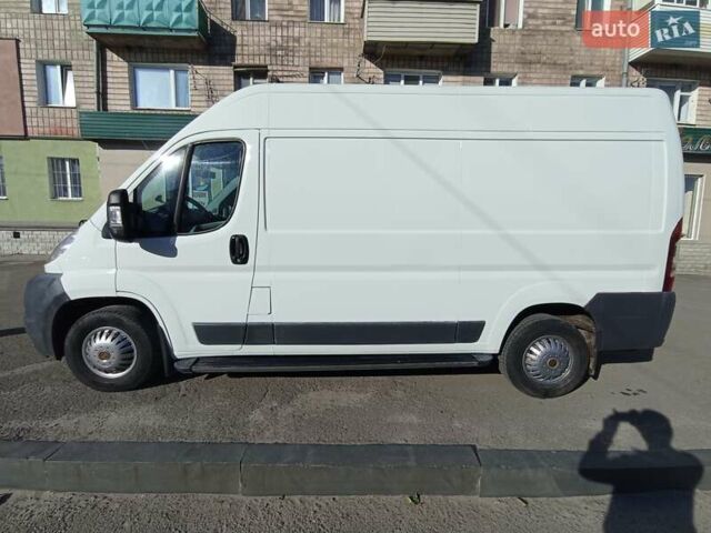 Белый Фиат Дукато, объемом двигателя 2.29 л и пробегом 430 тыс. км за 7900 $, фото 3 на Automoto.ua