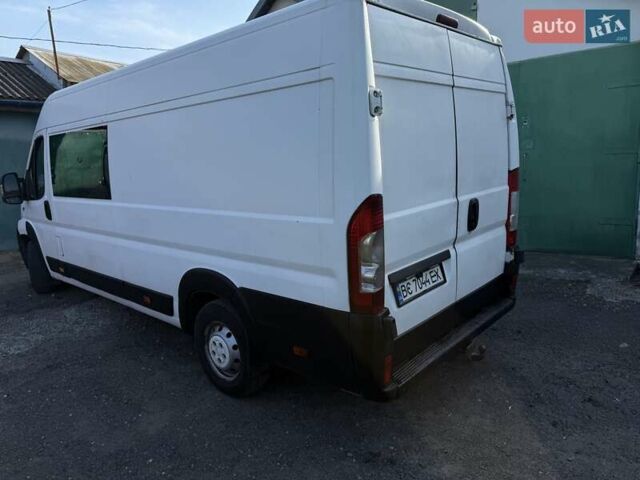 Белый Фиат Дукато, объемом двигателя 2.3 л и пробегом 300 тыс. км за 8900 $, фото 3 на Automoto.ua