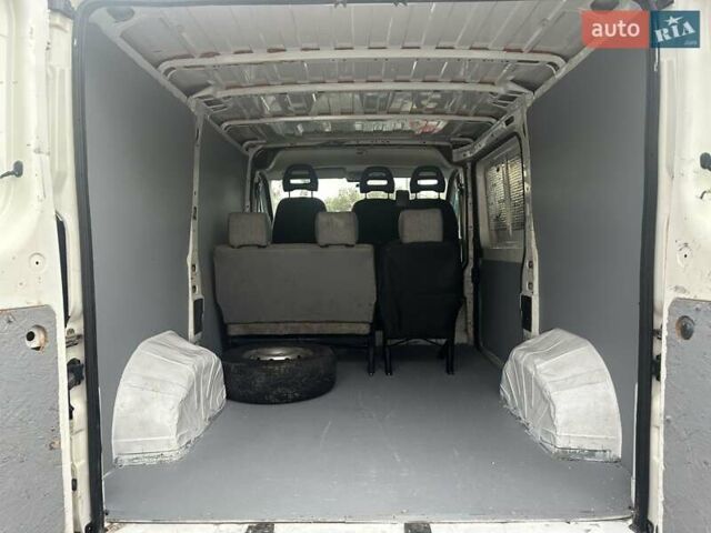 Белый Фиат Дукато, объемом двигателя 2.3 л и пробегом 376 тыс. км за 8800 $, фото 2 на Automoto.ua