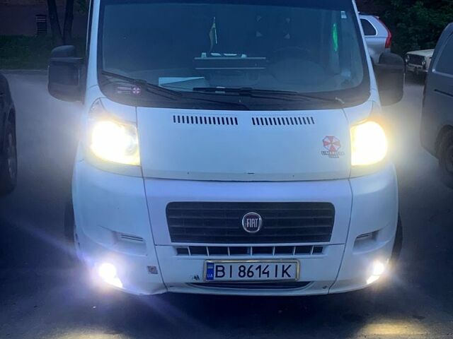 Білий Фіат Дукато, об'ємом двигуна 2.3 л та пробігом 350 тис. км за 8000 $, фото 1 на Automoto.ua