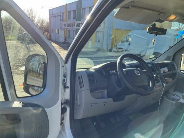 Белый Фиат Дукато, объемом двигателя 2.3 л и пробегом 278 тыс. км за 4999 $, фото 12 на Automoto.ua