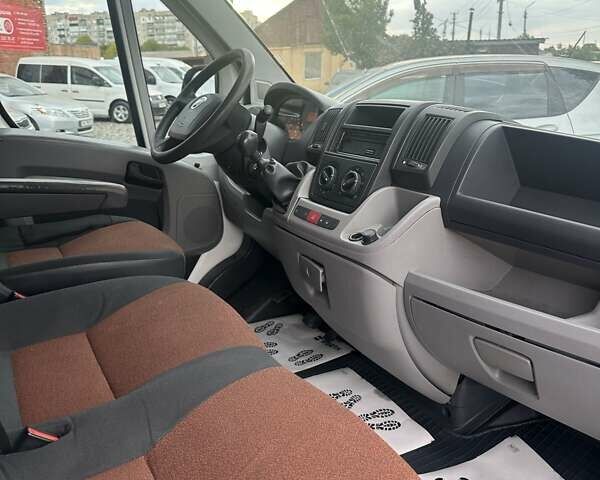Белый Фиат Дукато, объемом двигателя 2.3 л и пробегом 376 тыс. км за 8800 $, фото 18 на Automoto.ua