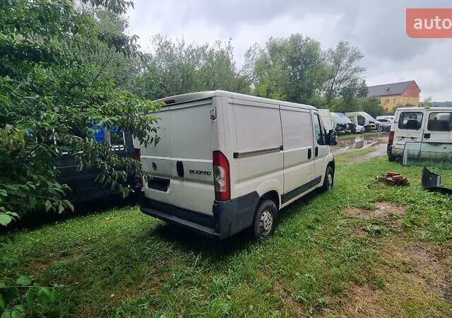 Белый Фиат Дукато, объемом двигателя 2.29 л и пробегом 350 тыс. км за 2550 $, фото 1 на Automoto.ua