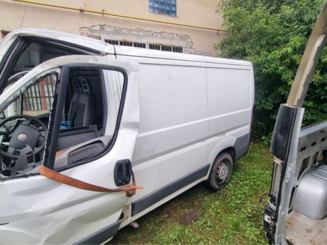 Белый Фиат Дукато, объемом двигателя 2.3 л и пробегом 350 тыс. км за 2550 $, фото 5 на Automoto.ua