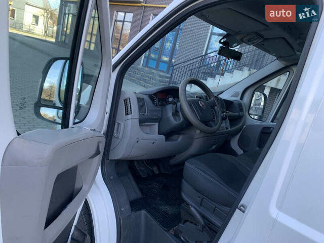 Белый Фиат Дукато, объемом двигателя 3 л и пробегом 450 тыс. км за 10500 $, фото 4 на Automoto.ua