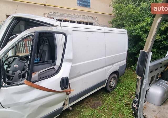 Белый Фиат Дукато, объемом двигателя 2.29 л и пробегом 350 тыс. км за 2550 $, фото 3 на Automoto.ua
