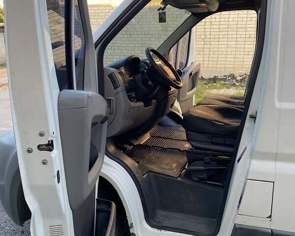 Білий Фіат Дукато, об'ємом двигуна 2.2 л та пробігом 397 тис. км за 6500 $, фото 12 на Automoto.ua