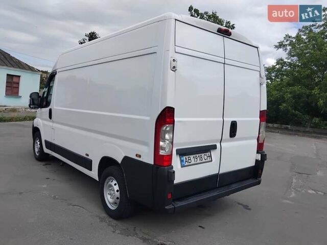 Білий Фіат Дукато, об'ємом двигуна 2.2 л та пробігом 386 тис. км за 7400 $, фото 8 на Automoto.ua