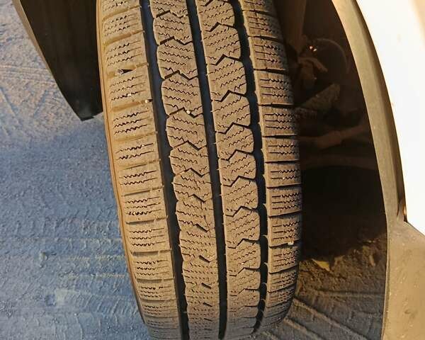 Белый Фиат Дукато, объемом двигателя 2.3 л и пробегом 325 тыс. км за 10500 $, фото 7 на Automoto.ua