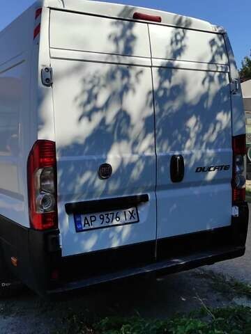 Белый Фиат Дукато, объемом двигателя 2.3 л и пробегом 325 тыс. км за 12500 $, фото 2 на Automoto.ua