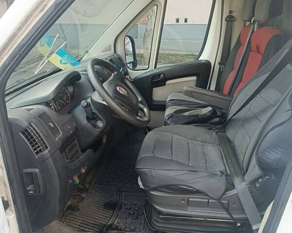 Белый Фиат Дукато, объемом двигателя 2.29 л и пробегом 305 тыс. км за 12600 $, фото 6 на Automoto.ua