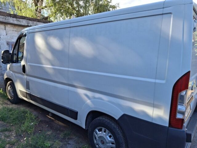 Белый Фиат Дукато, объемом двигателя 2.3 л и пробегом 350 тыс. км за 8200 $, фото 2 на Automoto.ua