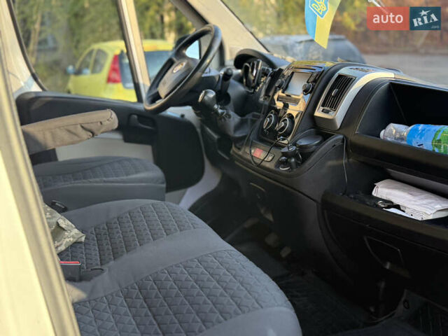 Белый Фиат Дукато, объемом двигателя 2.29 л и пробегом 270 тыс. км за 14500 $, фото 11 на Automoto.ua