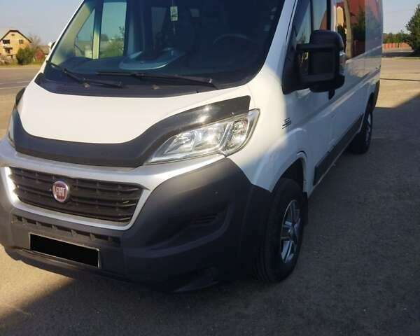 Белый Фиат Дукато, объемом двигателя 2.29 л и пробегом 260 тыс. км за 13300 $, фото 1 на Automoto.ua