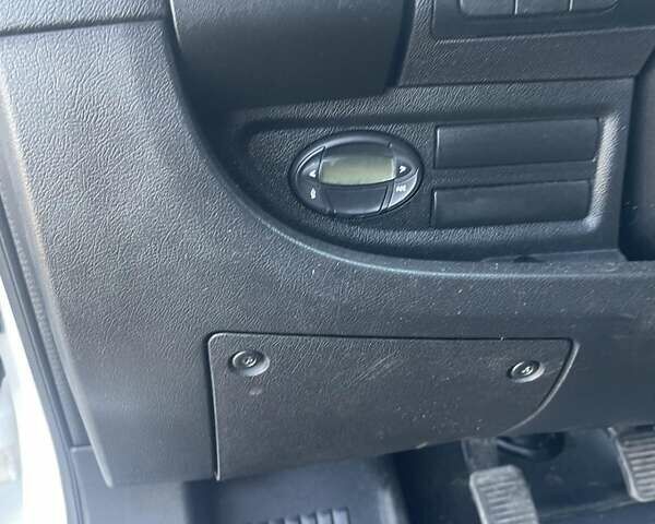 Белый Фиат Дукато, объемом двигателя 2.29 л и пробегом 260 тыс. км за 13300 $, фото 7 на Automoto.ua