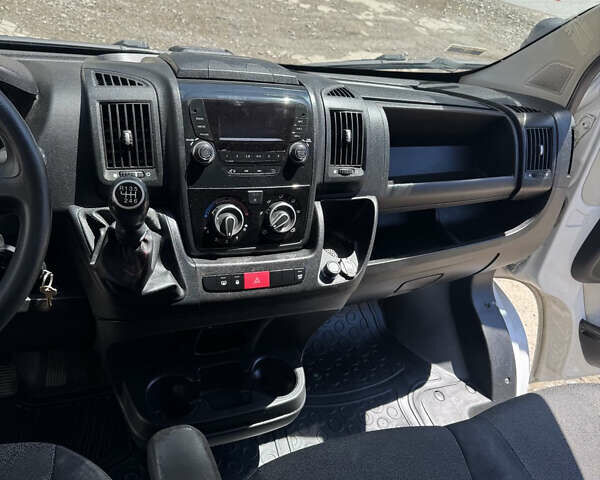 Белый Фиат Дукато, объемом двигателя 2.29 л и пробегом 345 тыс. км за 14500 $, фото 12 на Automoto.ua