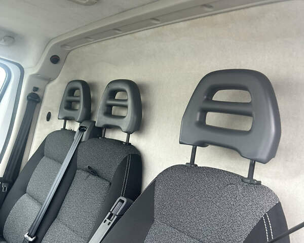 Білий Фіат Дукато, об'ємом двигуна 0 л та пробігом 195 тис. км за 14800 $, фото 19 на Automoto.ua