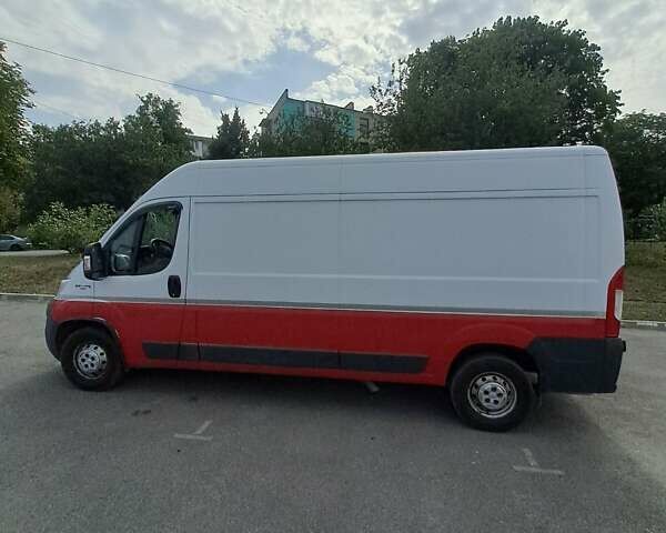 Белый Фиат Дукато, объемом двигателя 2.3 л и пробегом 300 тыс. км за 15000 $, фото 5 на Automoto.ua