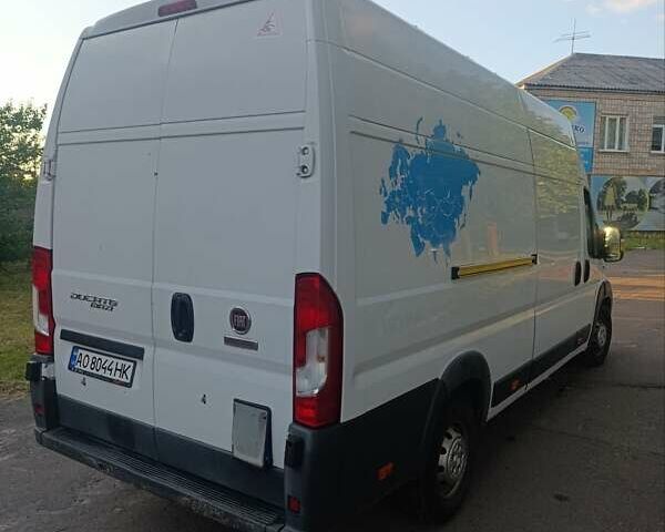 Белый Фиат Дукато, объемом двигателя 2.29 л и пробегом 585 тыс. км за 11400 $, фото 3 на Automoto.ua