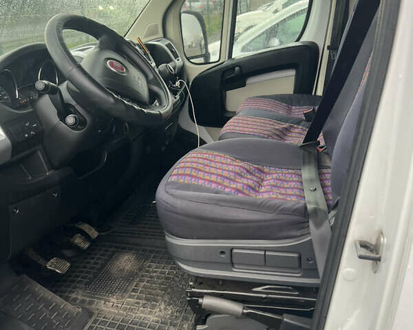 Білий Фіат Дукато, об'ємом двигуна 2.3 л та пробігом 270 тис. км за 12999 $, фото 1 на Automoto.ua