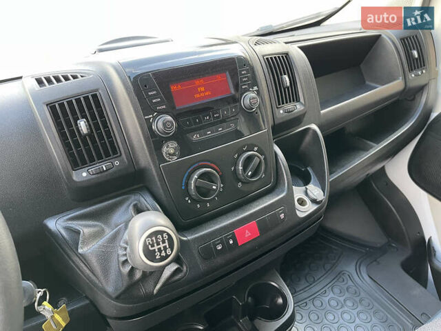 Белый Фиат Дукато, объемом двигателя 2.3 л и пробегом 280 тыс. км за 16900 $, фото 25 на Automoto.ua