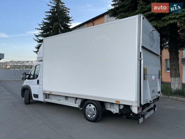 Белый Фиат Дукато, объемом двигателя 2.3 л и пробегом 280 тыс. км за 16900 $, фото 4 на Automoto.ua