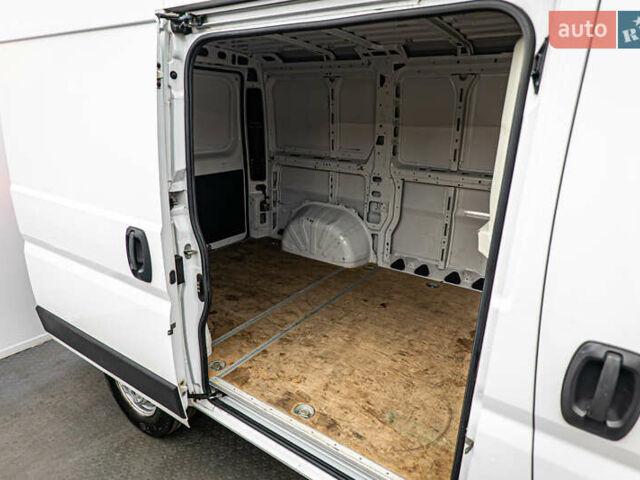 Білий Фіат Дукато, об'ємом двигуна 2.29 л та пробігом 191 тис. км за 18085 $, фото 6 на Automoto.ua
