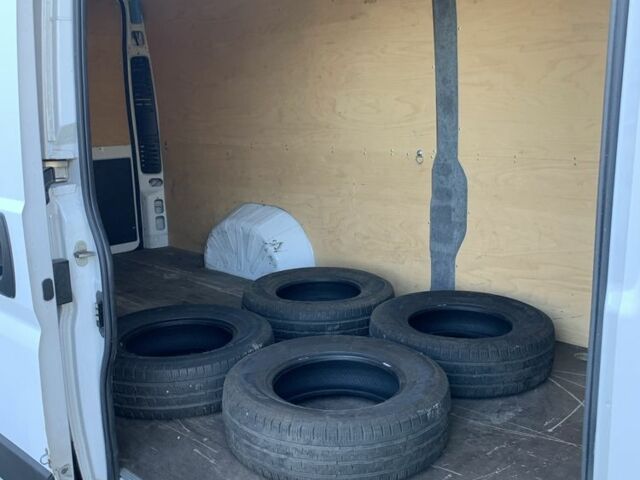 Белый Фиат Дукато, объемом двигателя 2.3 л и пробегом 270 тыс. км за 14950 $, фото 3 на Automoto.ua