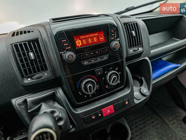 Білий Фіат Дукато, об'ємом двигуна 2.29 л та пробігом 191 тис. км за 18085 $, фото 11 на Automoto.ua