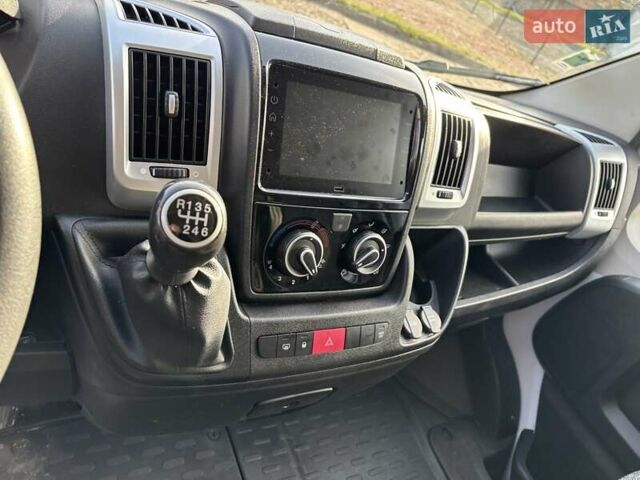 Білий Фіат Дукато, об'ємом двигуна 2.3 л та пробігом 208 тис. км за 18700 $, фото 12 на Automoto.ua
