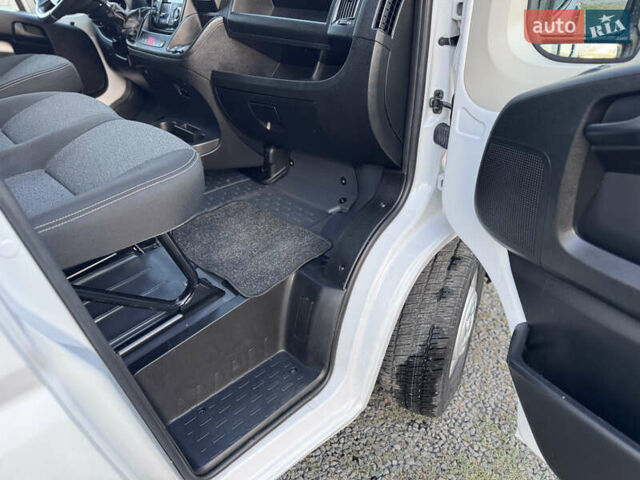 Білий Фіат Дукато, об'ємом двигуна 2.3 л та пробігом 260 тис. км за 16900 $, фото 32 на Automoto.ua