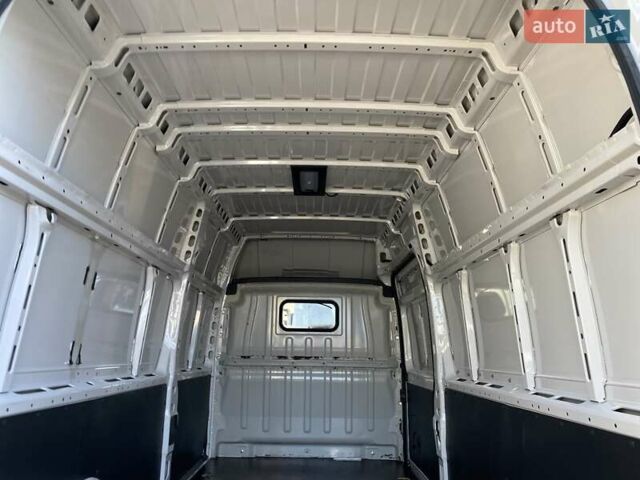 Белый Фиат Дукато, объемом двигателя 2.3 л и пробегом 140 тыс. км за 18780 $, фото 48 на Automoto.ua
