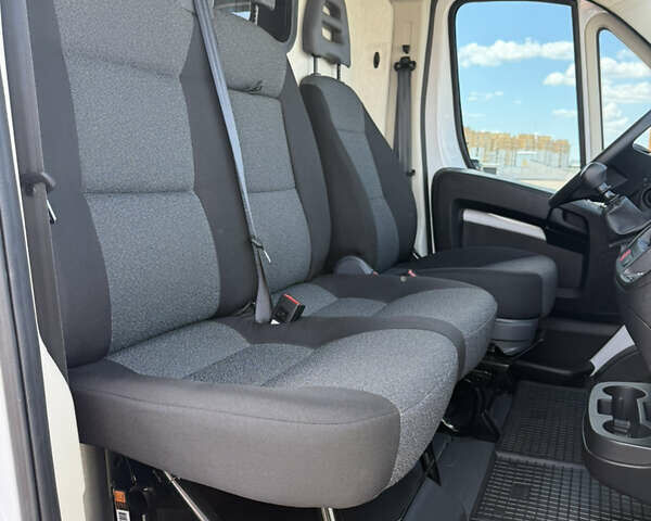 Белый Фиат Дукато, объемом двигателя 2.3 л и пробегом 1 тыс. км за 27999 $, фото 35 на Automoto.ua