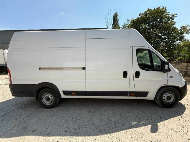 Белый Фиат Дукато, объемом двигателя 2.3 л и пробегом 132 тыс. км за 14723 $, фото 2 на Automoto.ua
