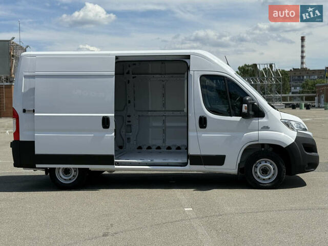 Белый Фиат Дукато, объемом двигателя 2.3 л и пробегом 1 тыс. км за 27999 $, фото 13 на Automoto.ua