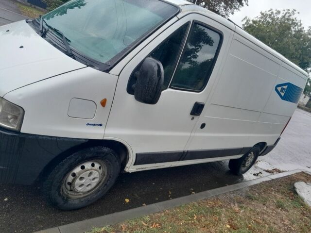 Белый Фиат Дукато, объемом двигателя 0 л и пробегом 400 тыс. км за 4000 $, фото 1 на Automoto.ua