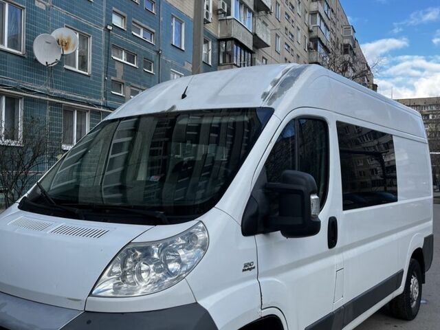 Белый Фиат Дукато, объемом двигателя 2.3 л и пробегом 288 тыс. км за 8399 $, фото 2 на Automoto.ua