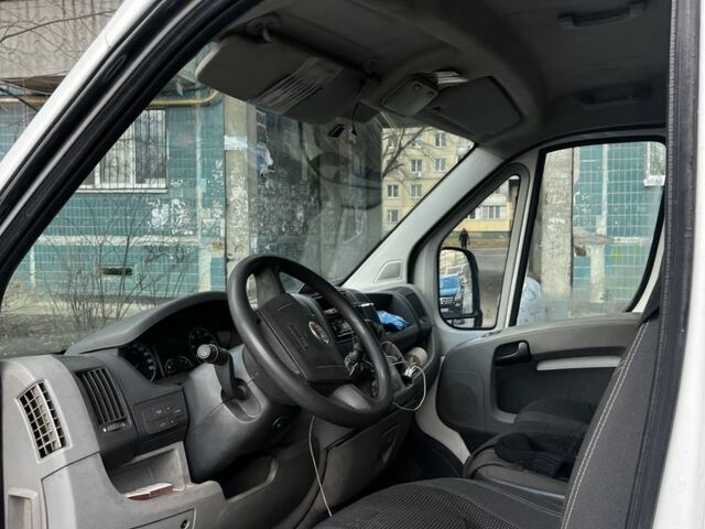 Белый Фиат Дукато, объемом двигателя 2.3 л и пробегом 288 тыс. км за 8399 $, фото 5 на Automoto.ua